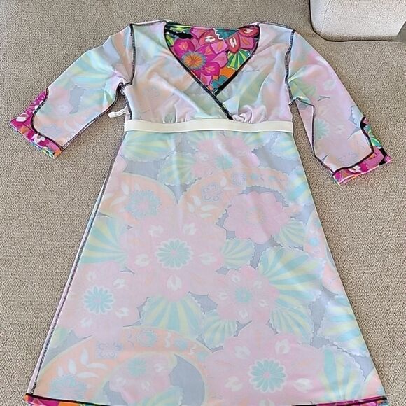 Spunk Wear Bright Retro Floral Flower Athletic Activewear Dress - Size Small - Picture 14 of 15